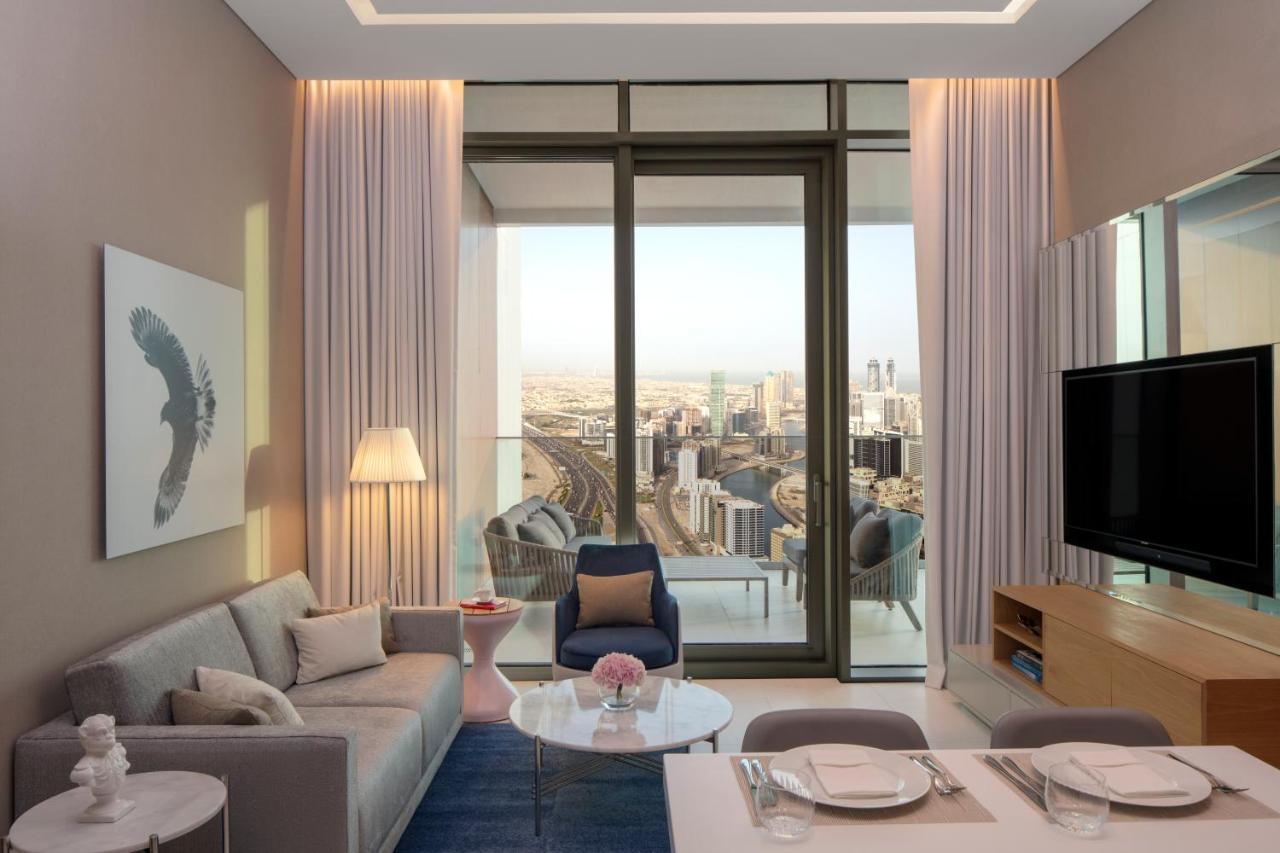Quarto King Prime Living com Varanda